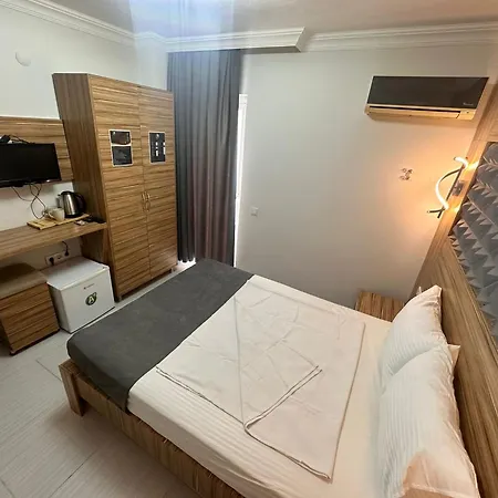Royal Ezel Hotel
